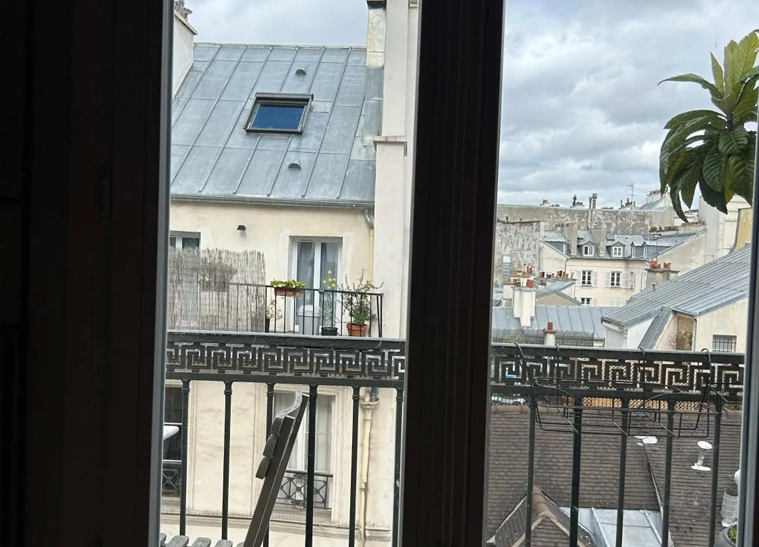 Le Balcon Du Palais Royal Apartment Paris